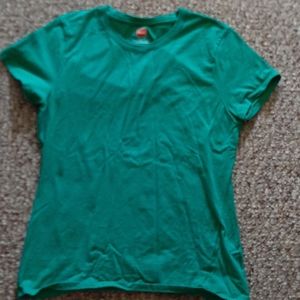 Hanes t shirt